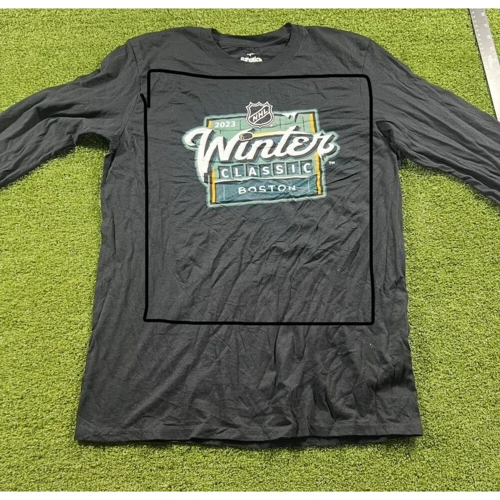 NHL Fanatics Winter Classic Boston Hockey T-shirt Size M Mens NWOT